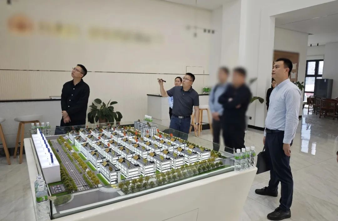 小米、華為等頭部企業(yè)合作商！高品質(zhì)電子核心器件生產(chǎn)擴(kuò)建投資選址項(xiàng)目方反向考察廣東某地方政府