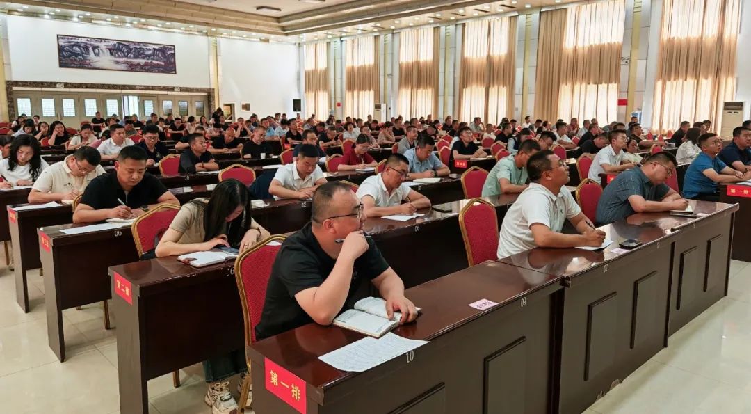 規(guī)模超200人！上海東方龍商務(wù)集團(tuán)應(yīng)邀為甘肅慶陽(yáng)慶城縣做專業(yè)招商實(shí)戰(zhàn)培訓(xùn)