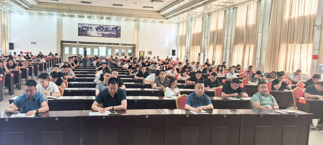 規(guī)模超200人！上海東方龍商務(wù)集團(tuán)應(yīng)邀為甘肅慶陽(yáng)慶城縣做專業(yè)招商實(shí)戰(zhàn)培訓(xùn)